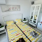 Apartment Paradiso 308-309 Private *