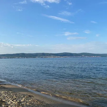 Paradiso 308-309 Private Apartment *